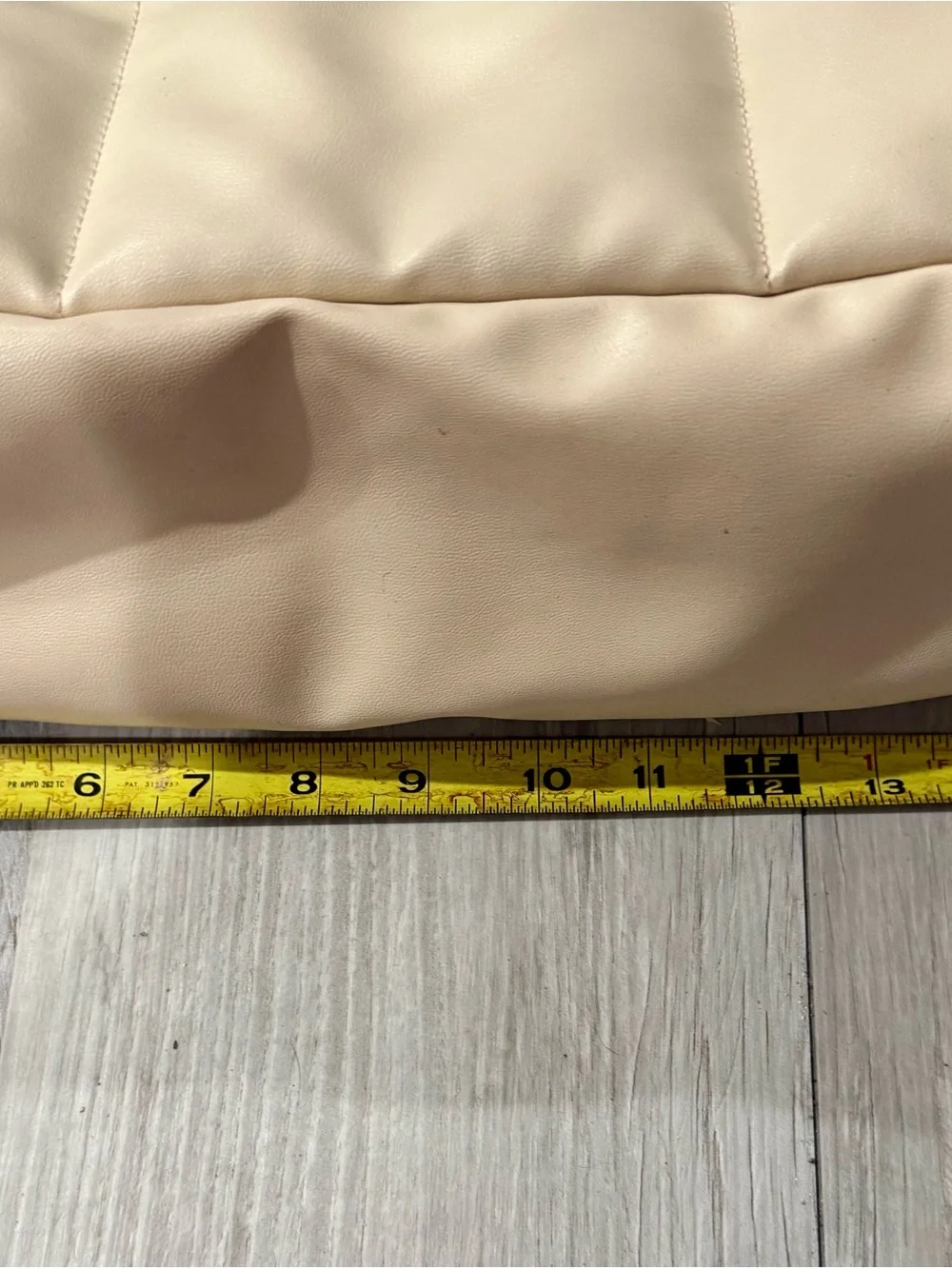 N/A stylish cream